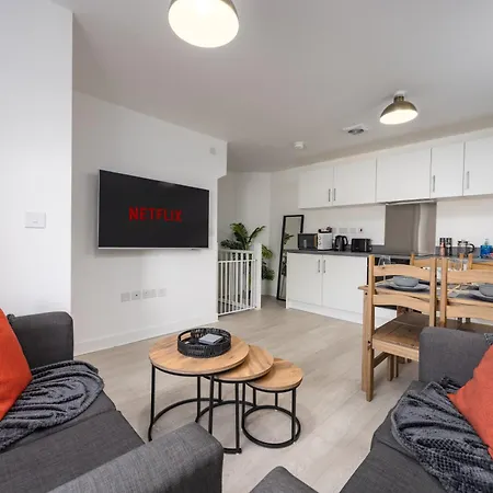 Cosy Retreat By Haven Escapes With Free Off-street Parking In Seacroft * Leeds (West Yorkshire)