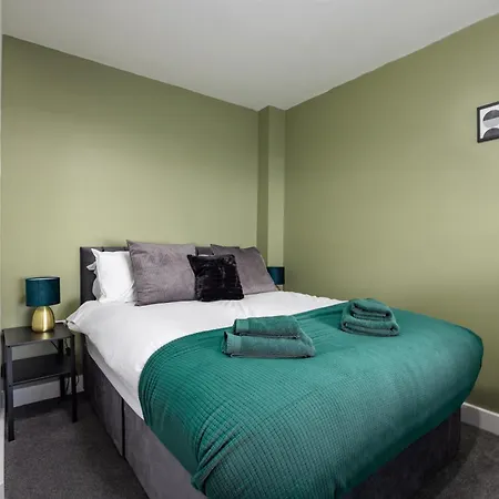 Cosy Retreat By Haven Escapes With Free Off-street Parking In Seacroft *
