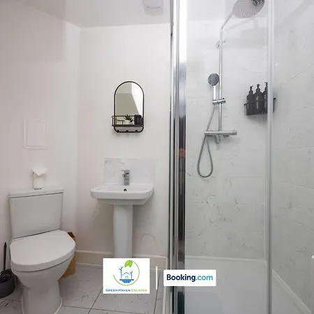 アパート Cosy Retreat By Haven Escapes Short Lets & Serviced Seacroft With Free Off-street Parking & Pet-friendly